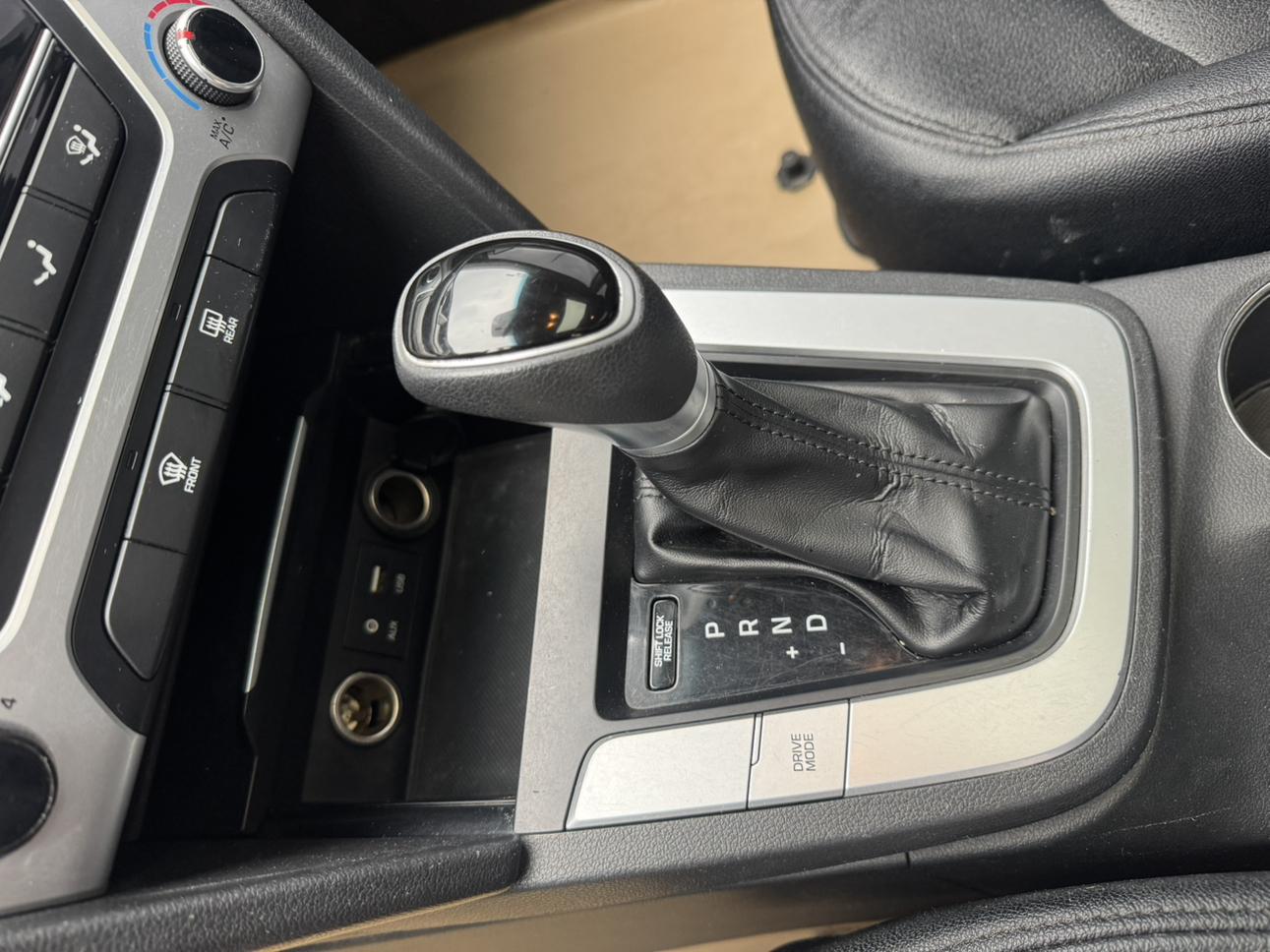 Hyundai Elantra 2017 thumb 8
