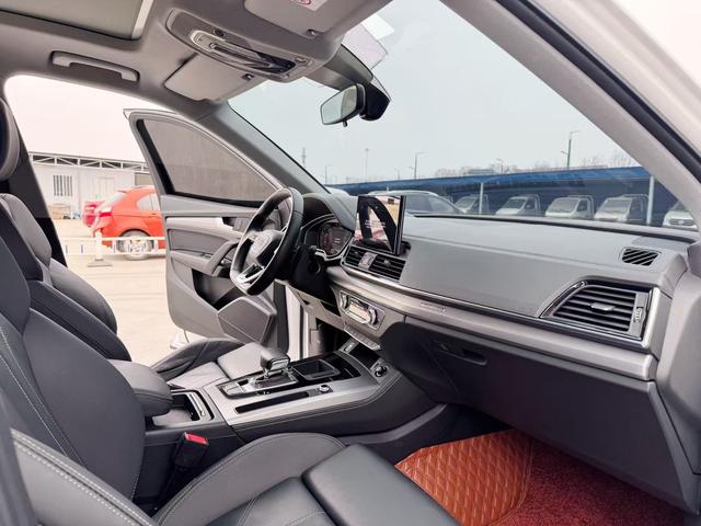 Audi Q5 2021 thumb 5