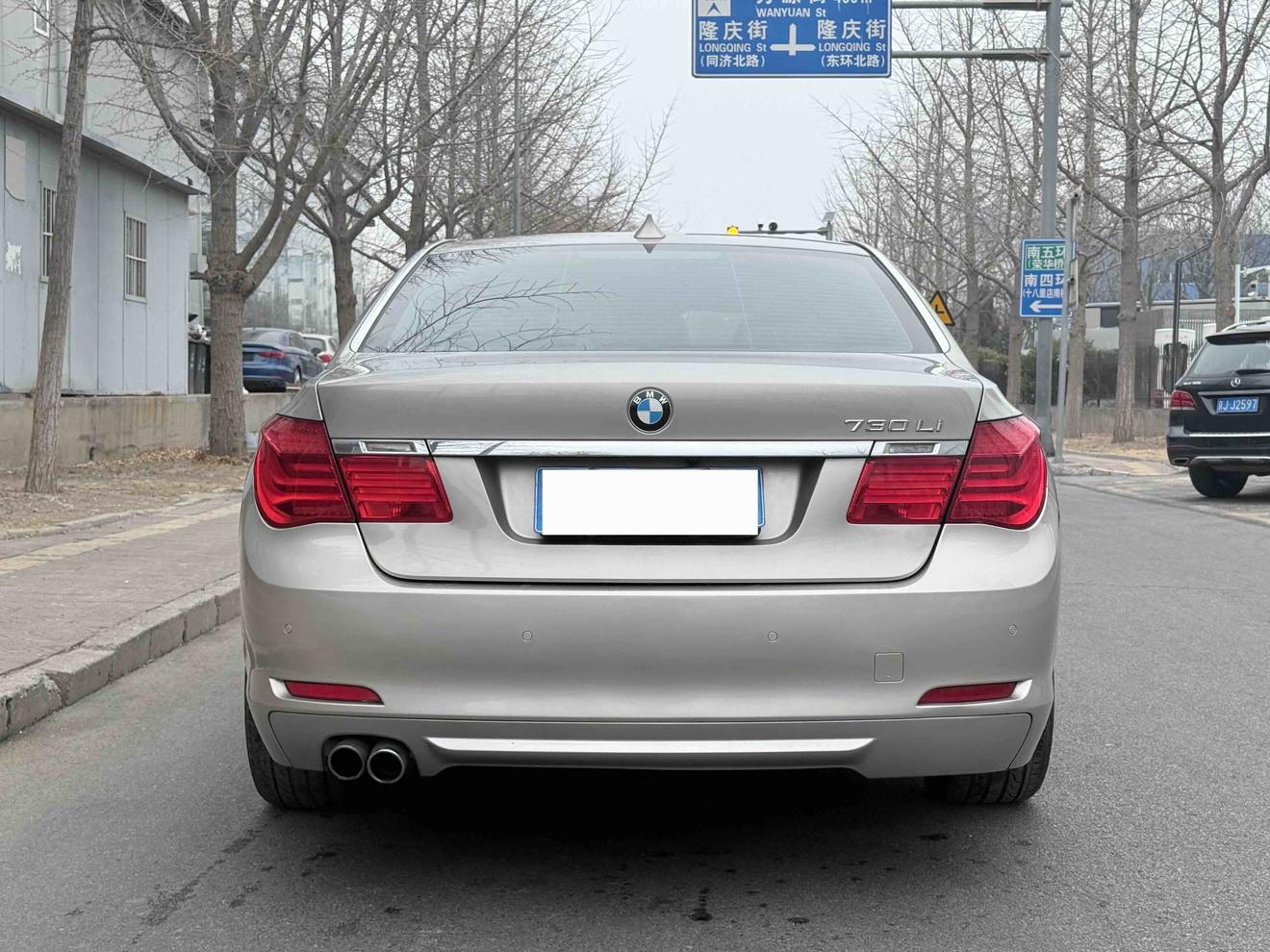 BMW 7 серии 2012 thumb 3