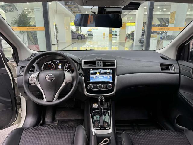 Nissan Tiida 2019 thumb 4