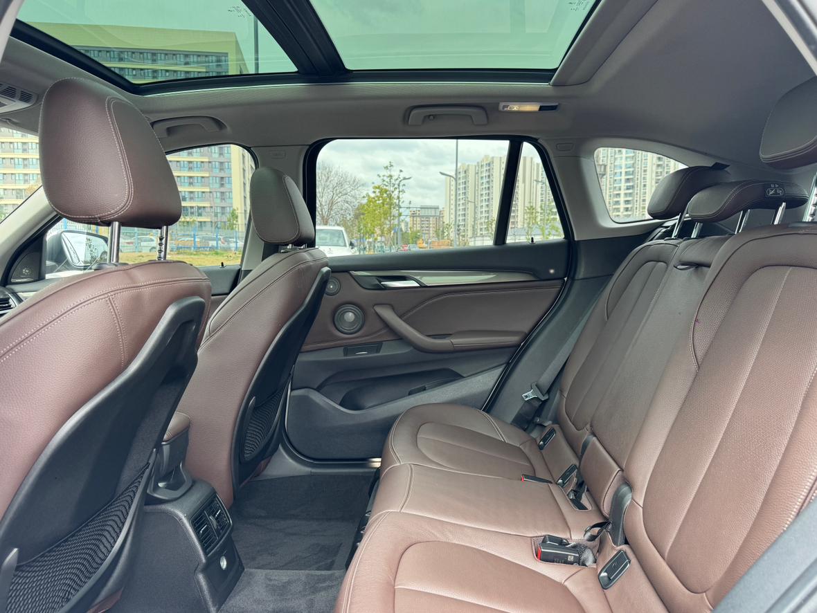 BMW X1 2018 thumb 8