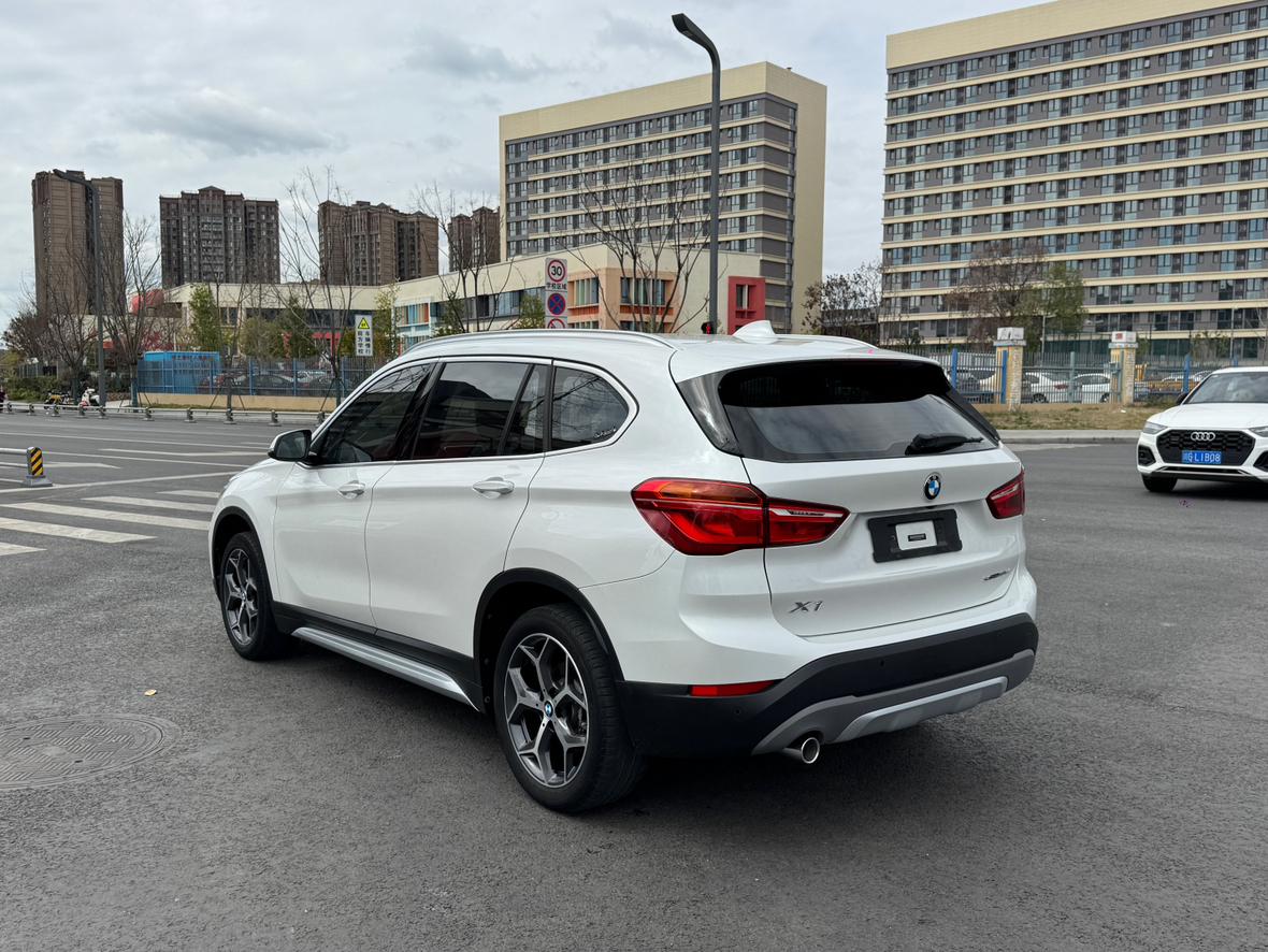 BMW X1 2018 thumb 11