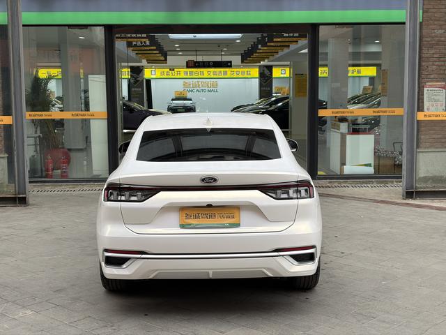 Ford Mondeo 2023 thumb 2