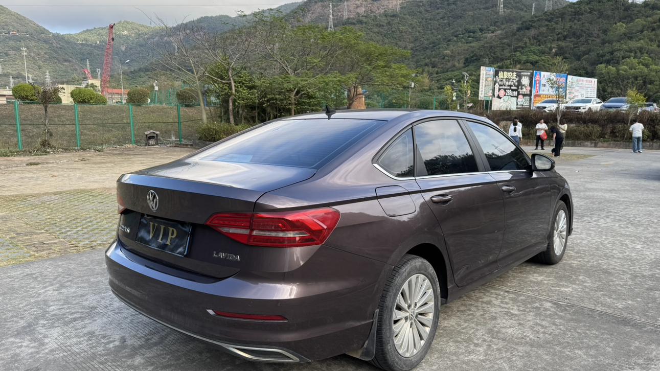 Volkswagen Lavida XR 2019 thumb 5