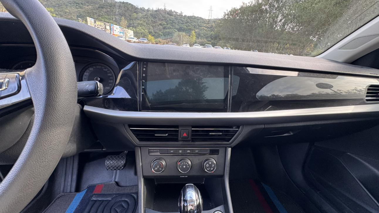 Volkswagen Lavida XR 2019 thumb 9