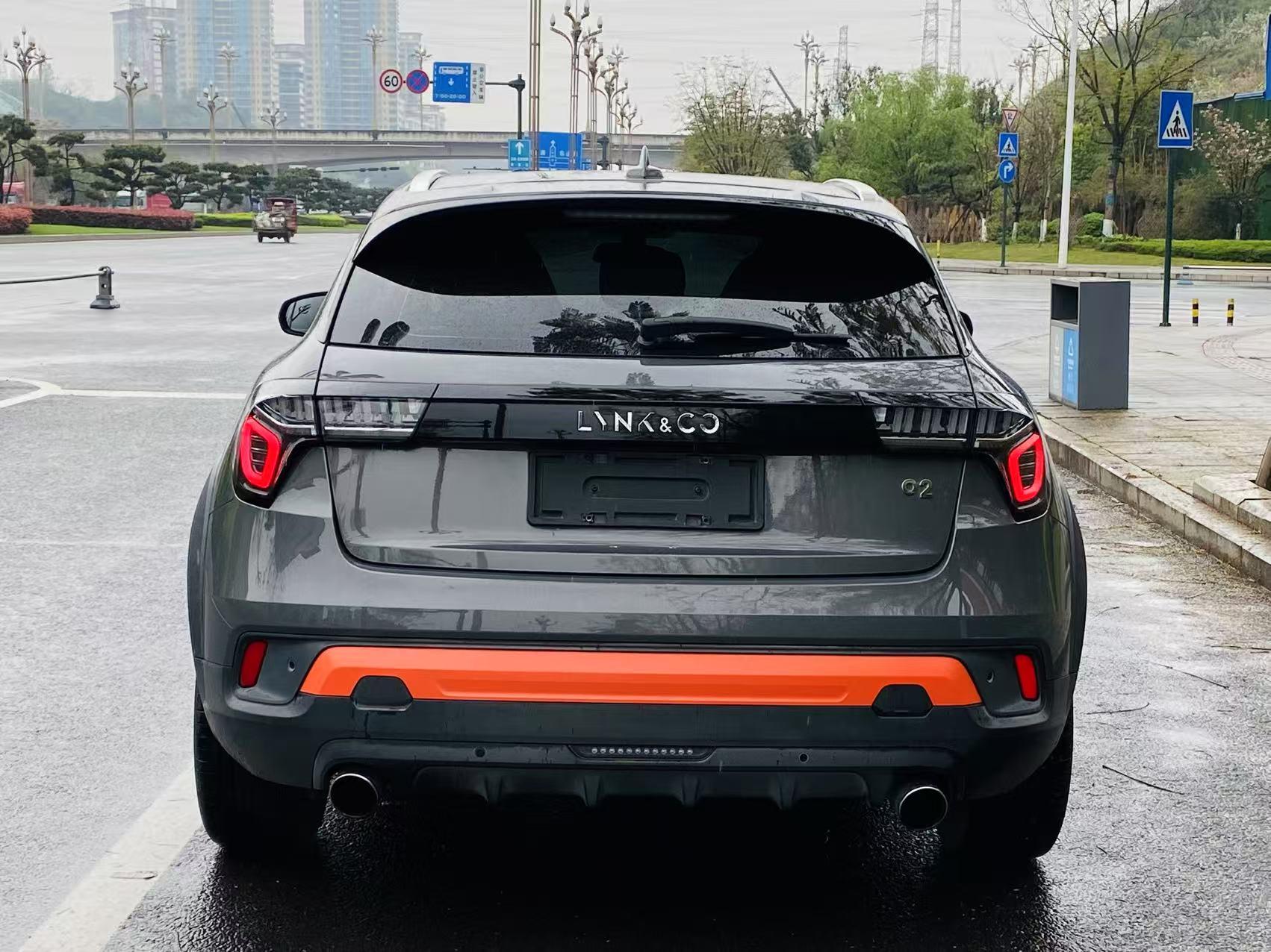 Lynk & Co 02 2019 thumb 2
