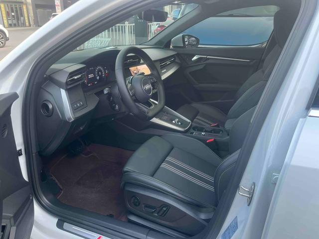 Audi A3 2024 thumb 2