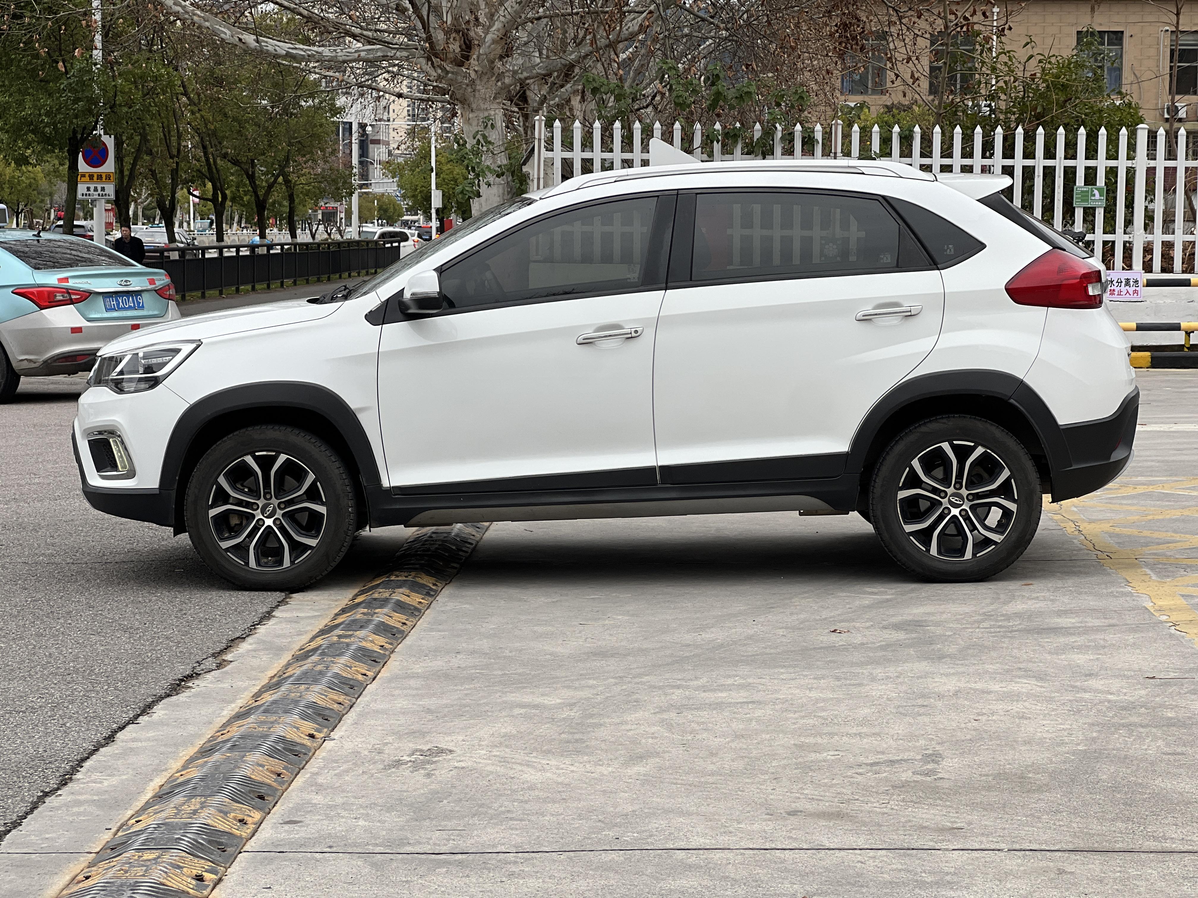 Chery Tiggo 3x 2019 thumb 2