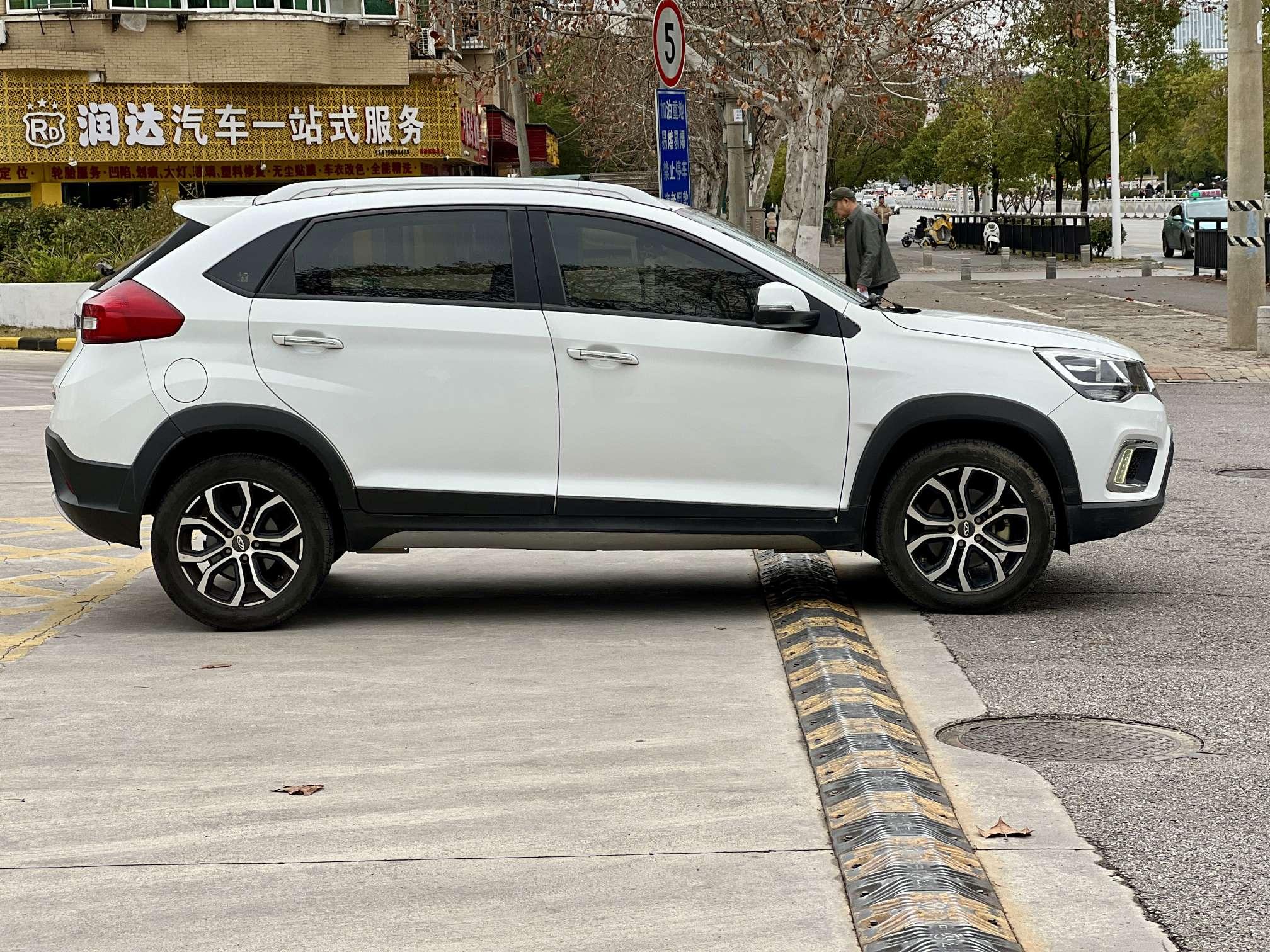 Chery Tiggo 3x 2019 thumb 6