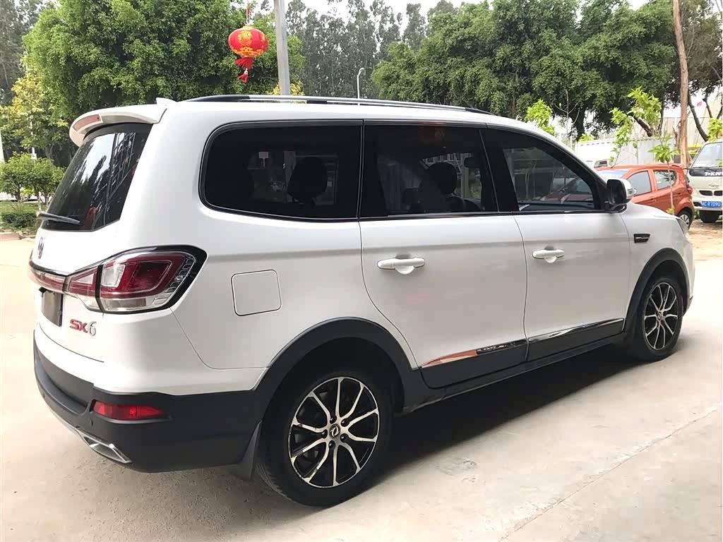 Dongfeng Fengxing SX6 2018 thumb 4