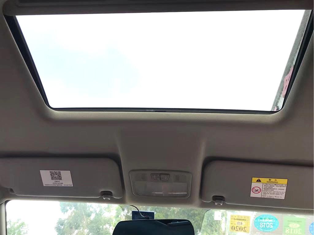 Dongfeng Fengxing SX6 2018 thumb 5