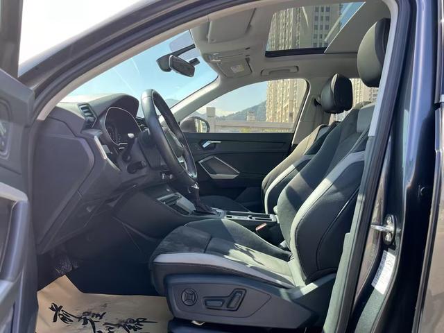 Audi Q3 2020 thumb 4