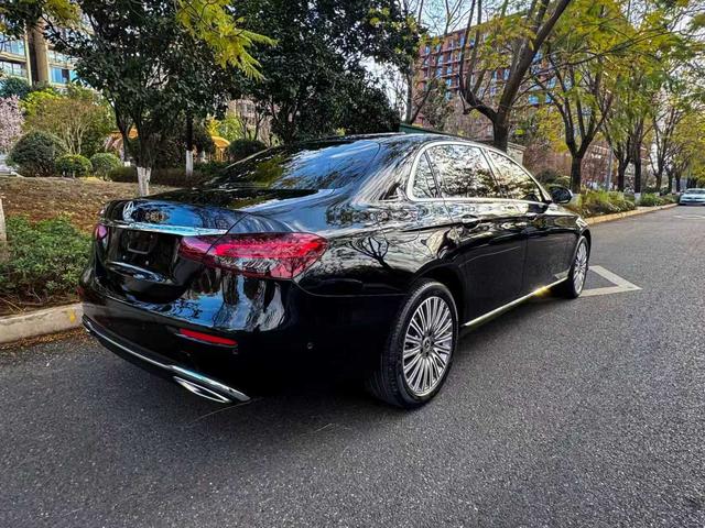 Mercedes-Benz E-Class 2022 thumb 7