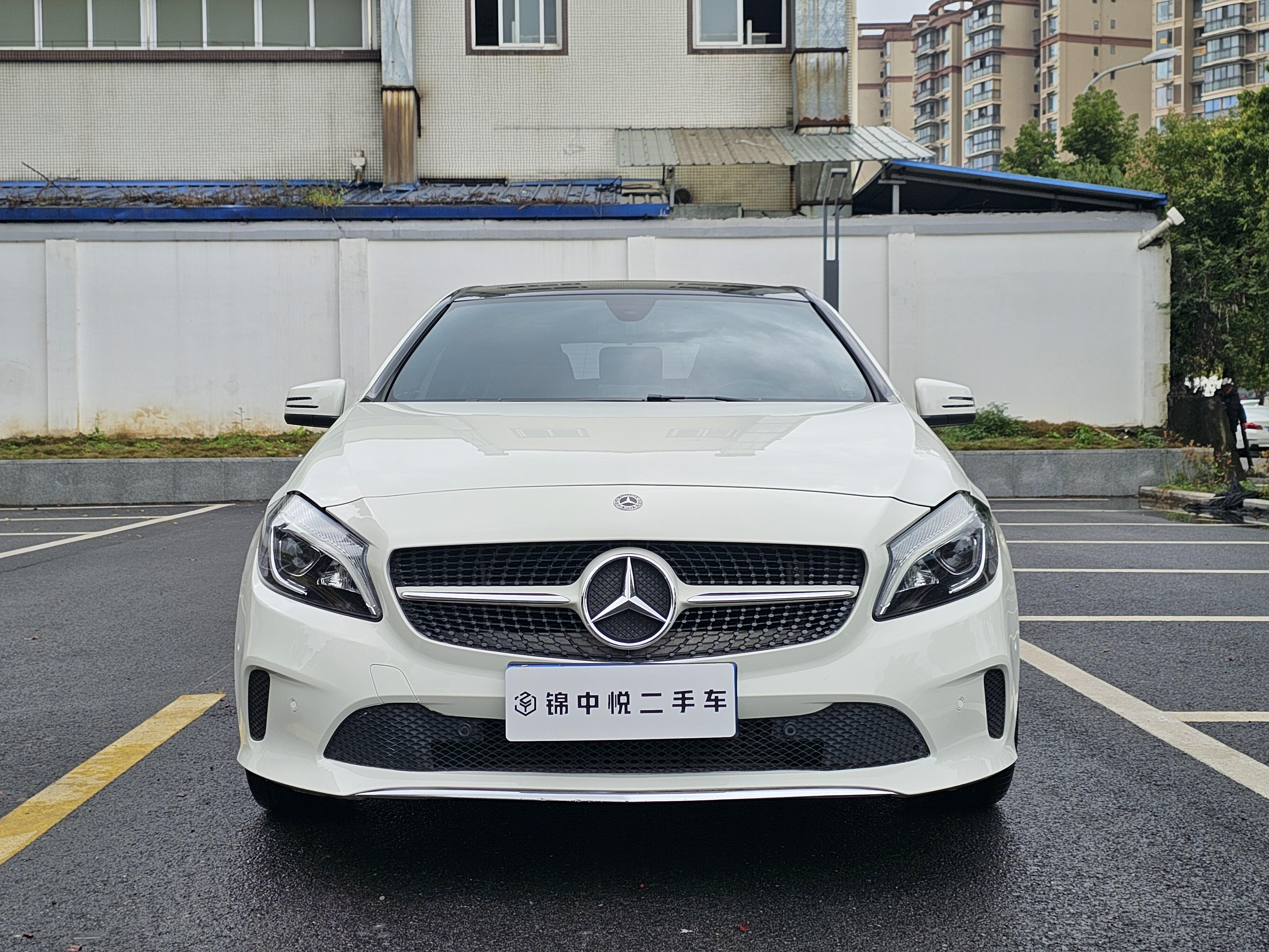 Mercedes-Benz A-Class 2018 thumb 9
