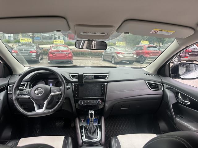 Nissan Qashqai+2 2019 thumb 2
