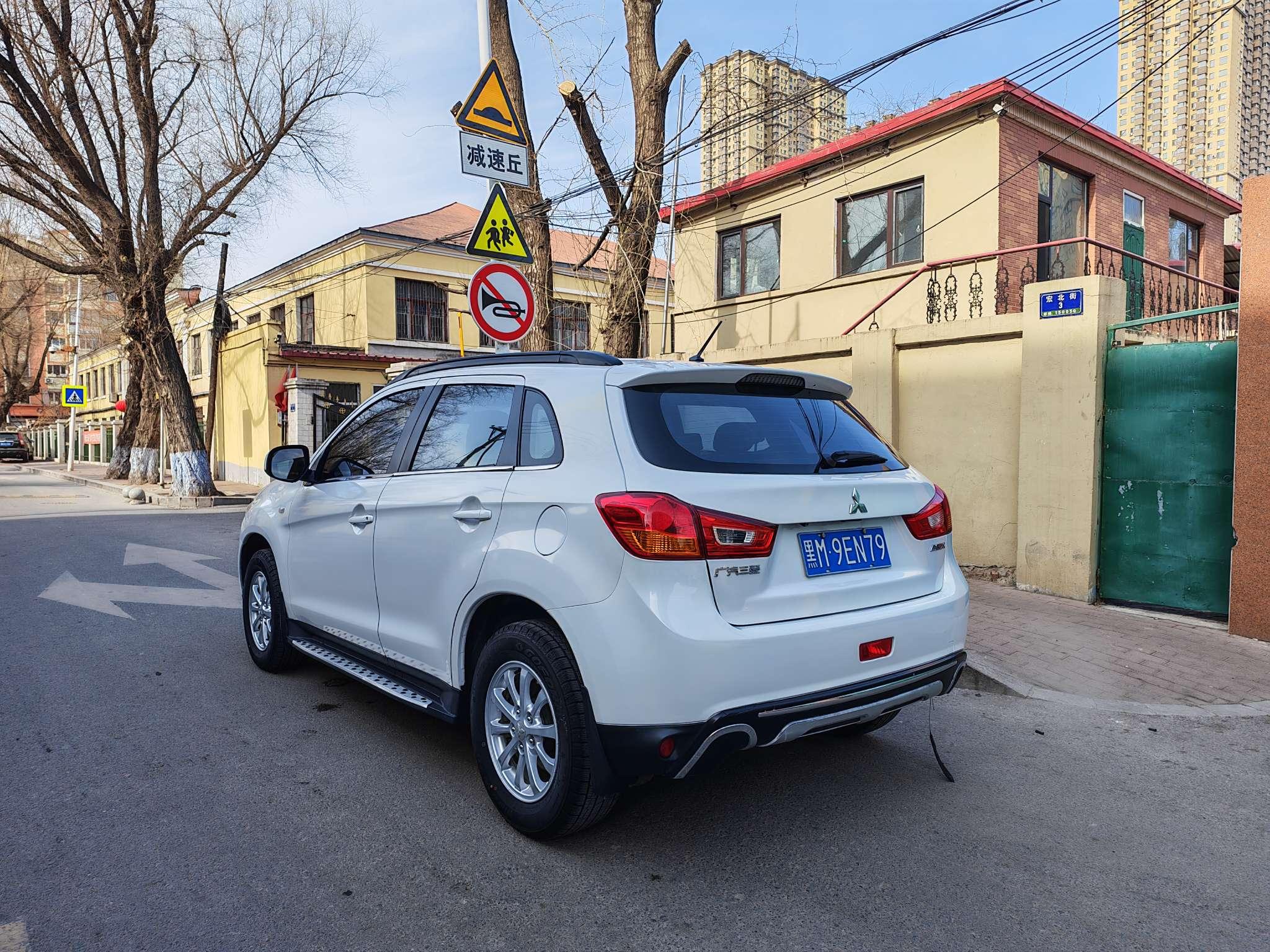 Mitsubishi ASX 2015 thumb 3
