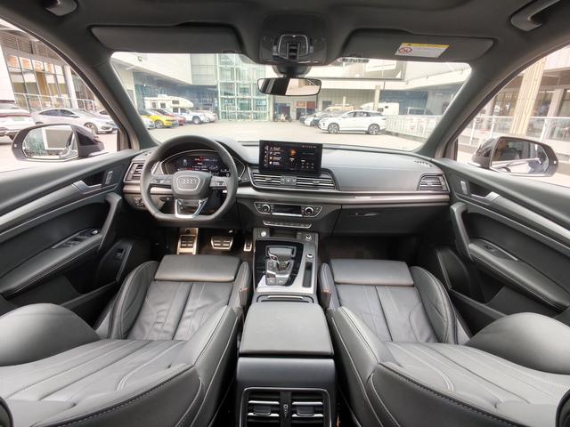 Audi Q5 2024 thumb 4