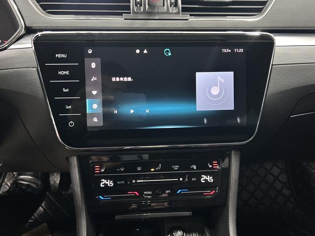 Skoda Superb 2024 thumb 6