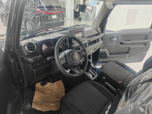 Suzuki Jimny 2026 thumb 3