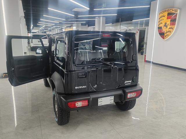 Suzuki Jimny 2026 thumb 5