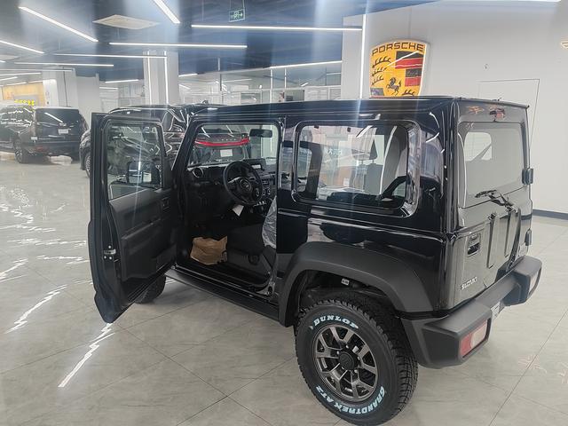 Suzuki Jimny 2026 thumb 7