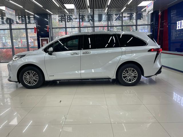 Toyota Sienna 2021 thumb 7