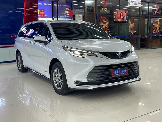Toyota Sienna 2021 thumb 8