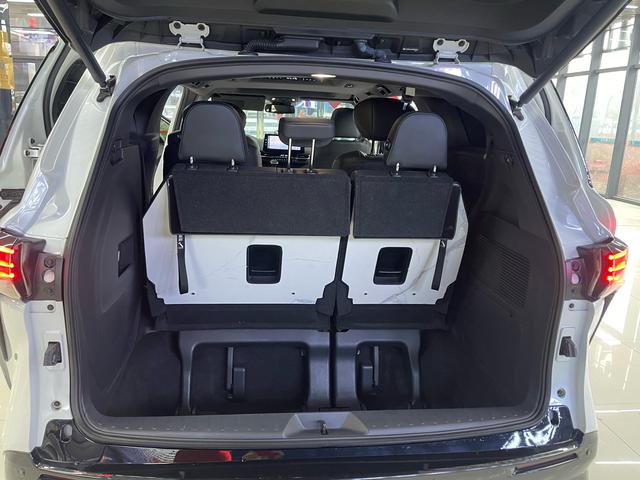 Toyota Sienna 2021 thumb 10