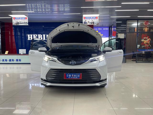Toyota Sienna 2021 thumb 12
