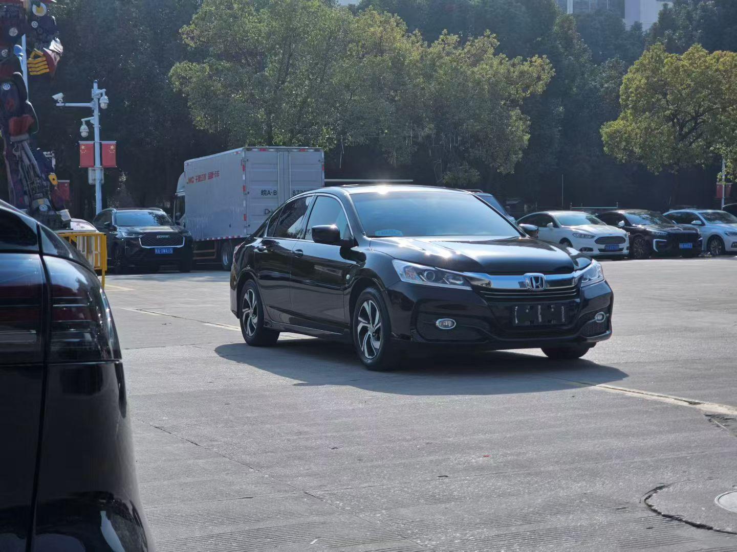 Honda Accord 2017 thumb 10