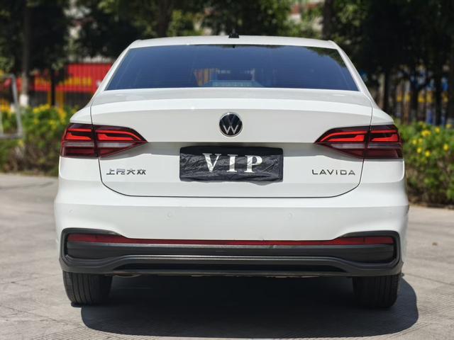 Volkswagen Lavida XR 2024 thumb 2