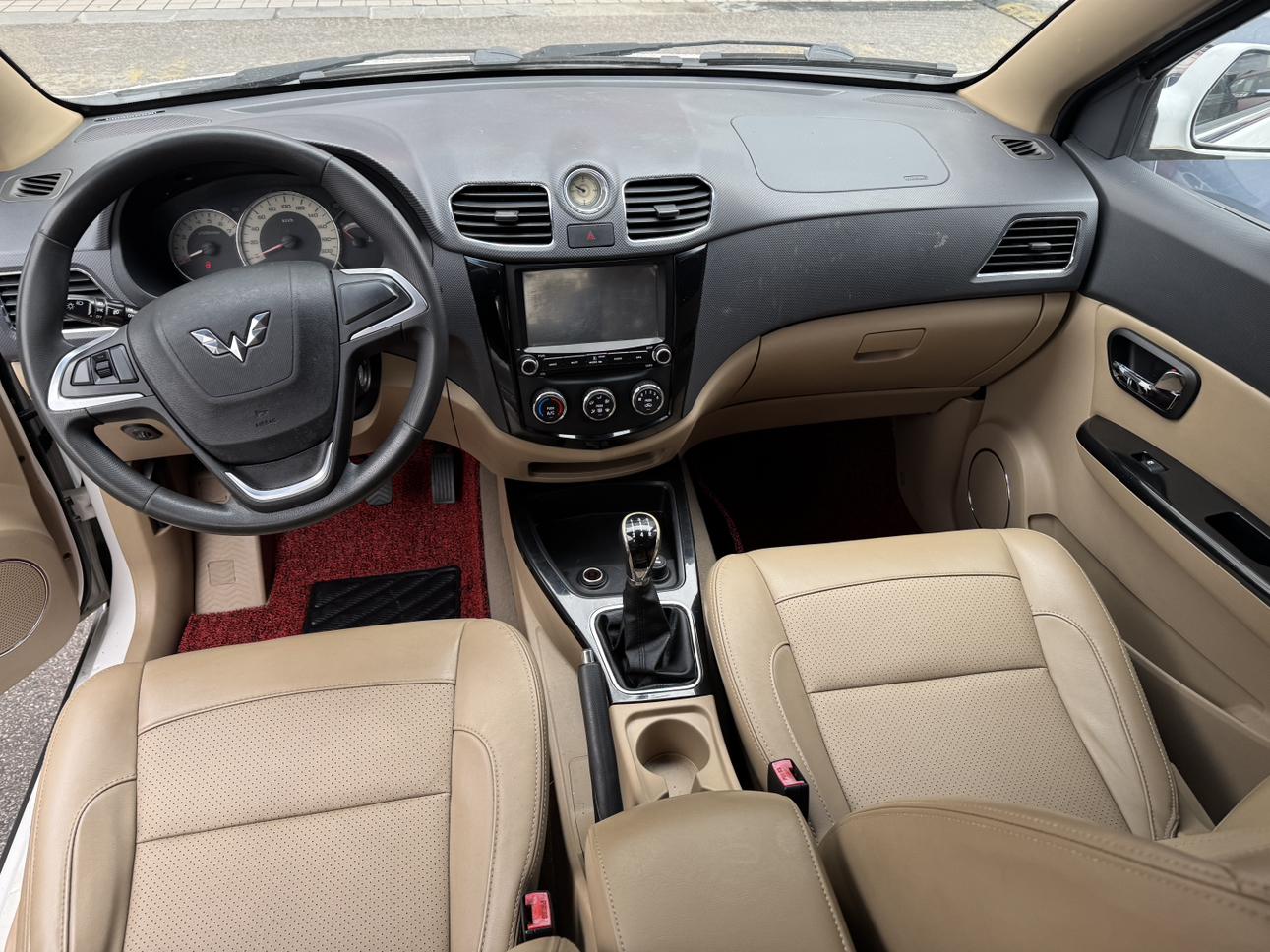 Wuling Hong Guang 2014 thumb 11