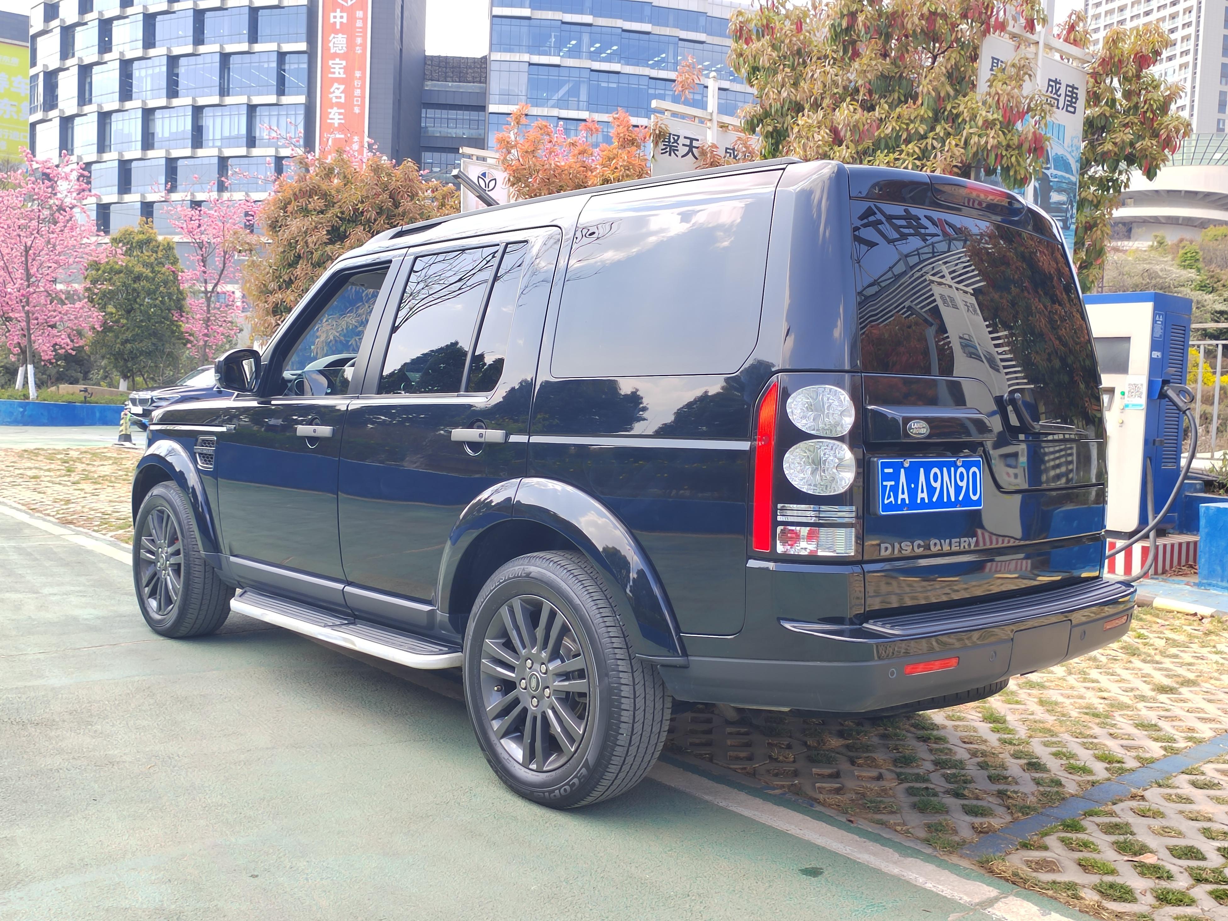 Land Rover Discovery 2016 thumb 3