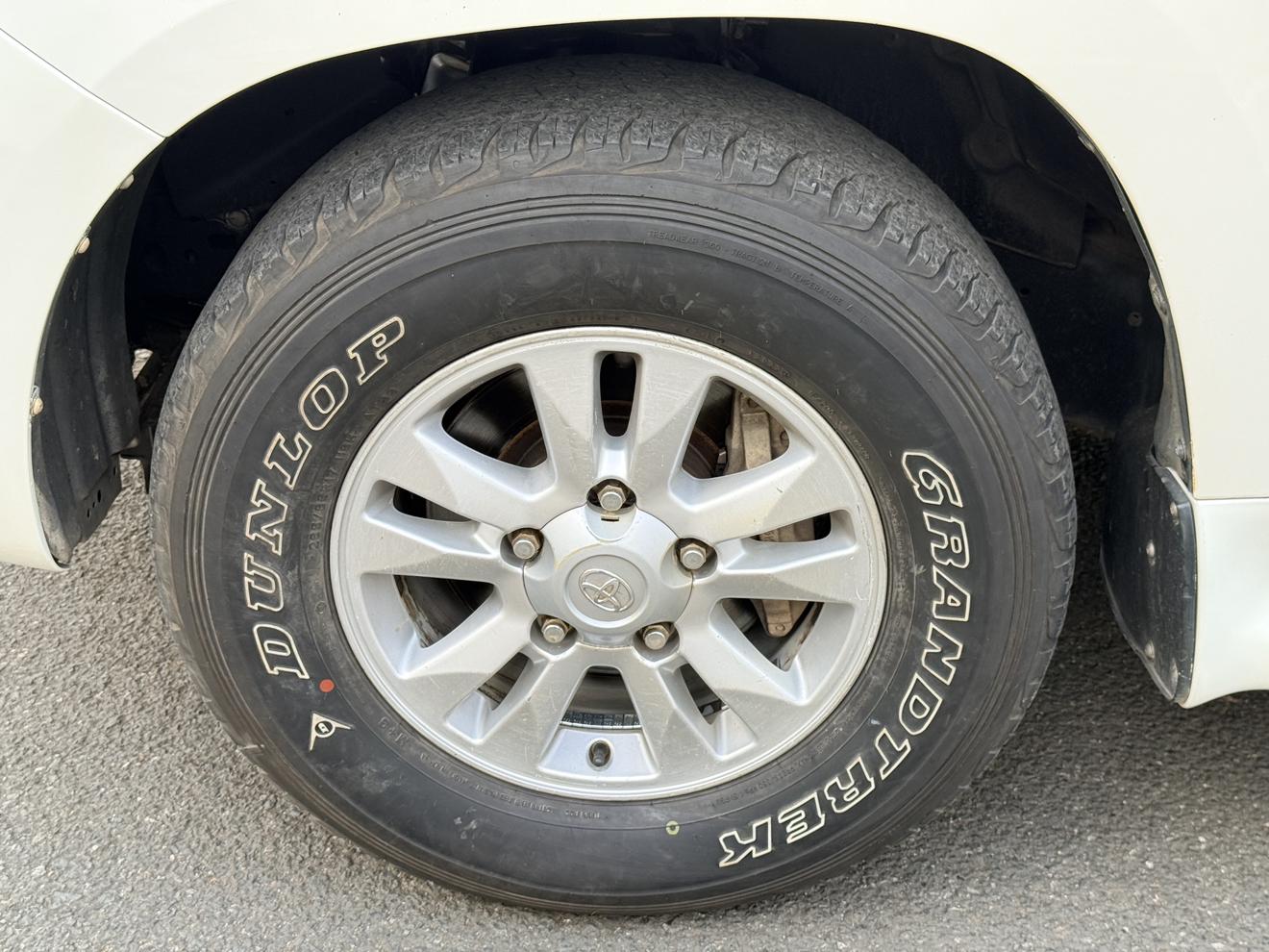 Toyota Land Cruiser 2013 thumb 9