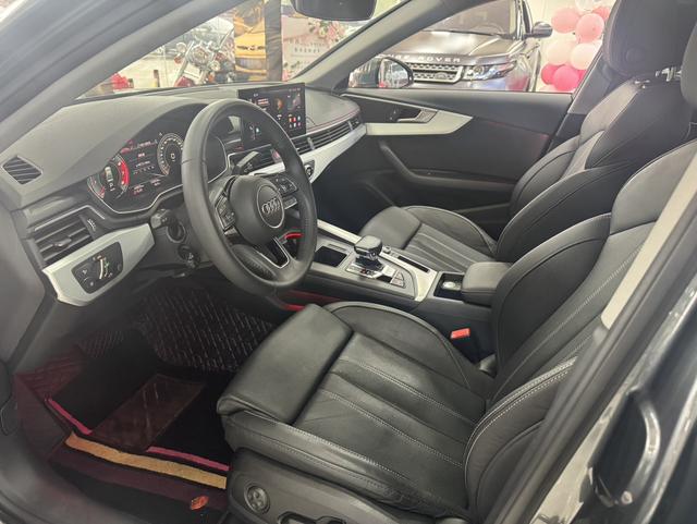Audi A4 2020 thumb 2
