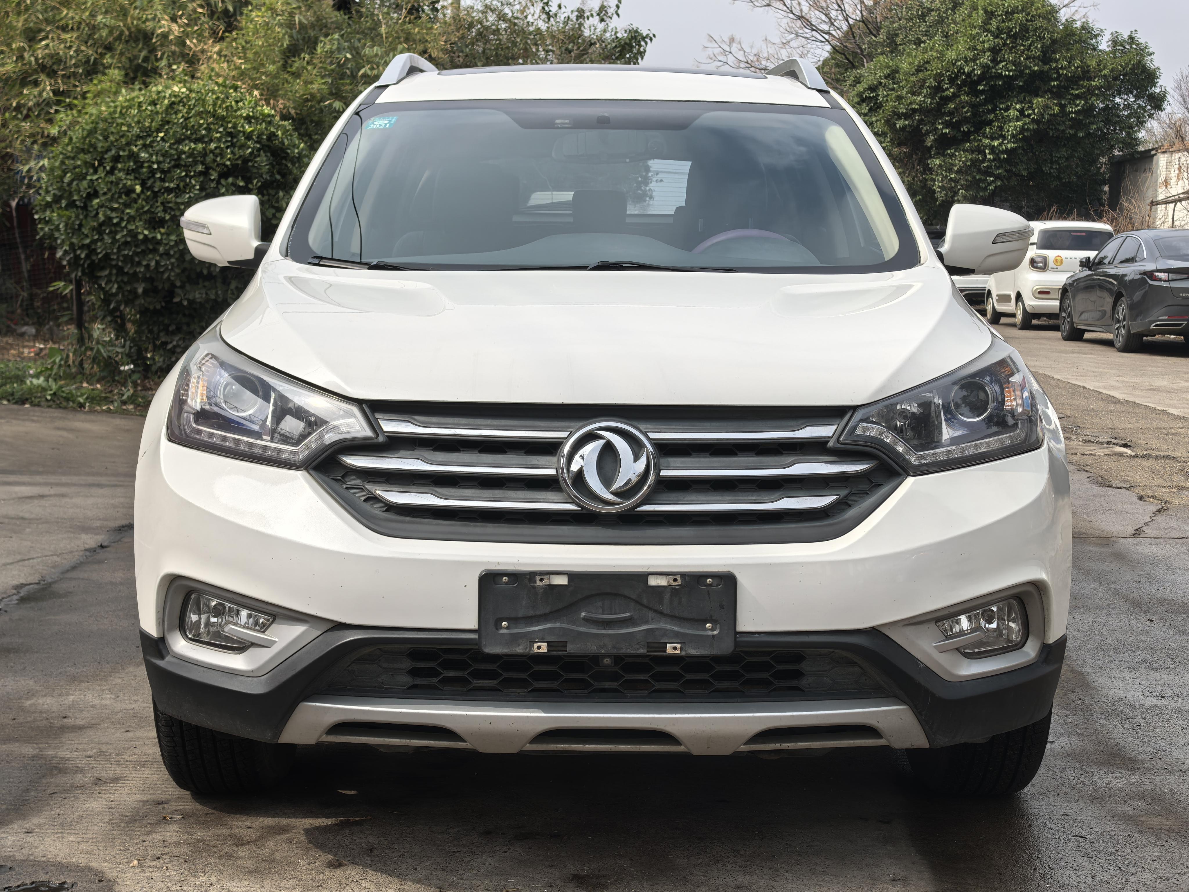 Dongfeng Aeolus AX7 2015 thumb 9