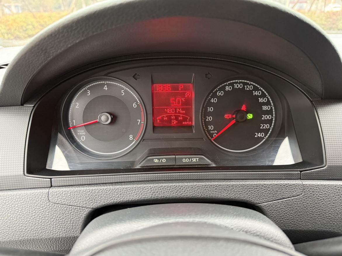 Volkswagen Santana 2019 thumb 8