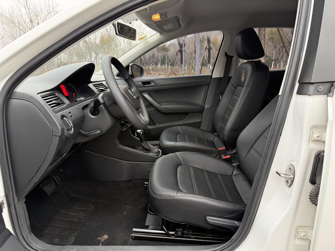 Volkswagen Santana 2019 thumb 9