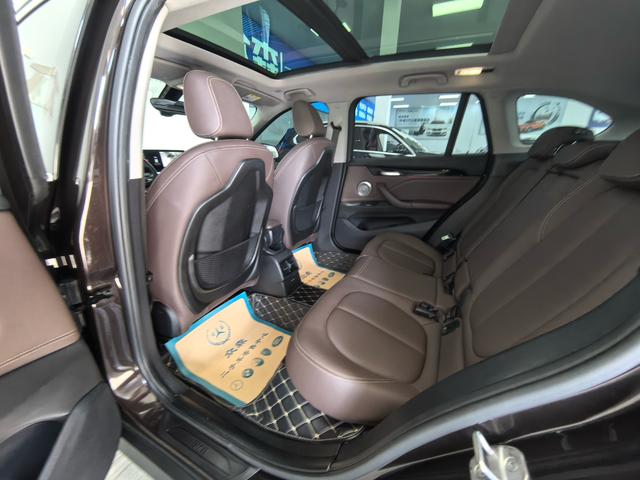 BMW X1 2021 thumb 4