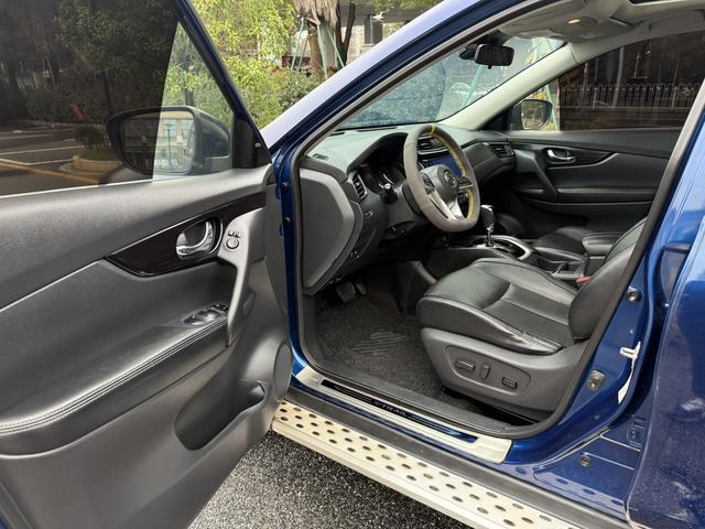 Nissan X-Trail 2020 thumb 4