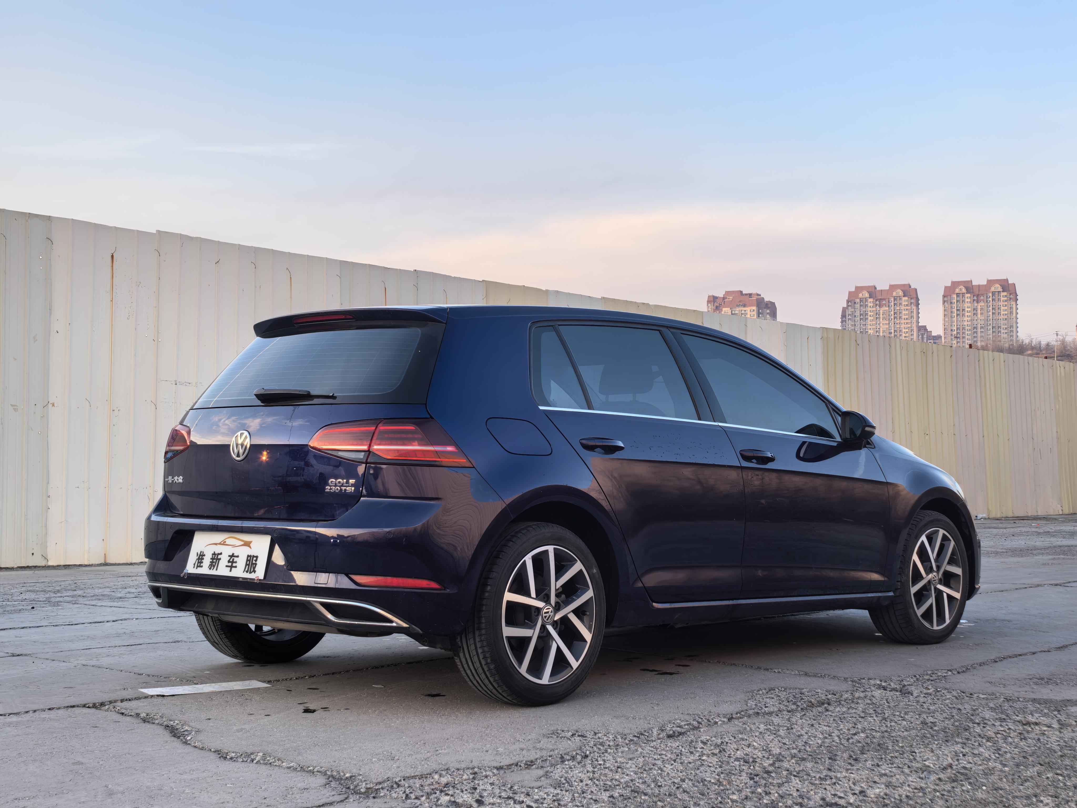 Volkswagen Golf 2018 thumb 4