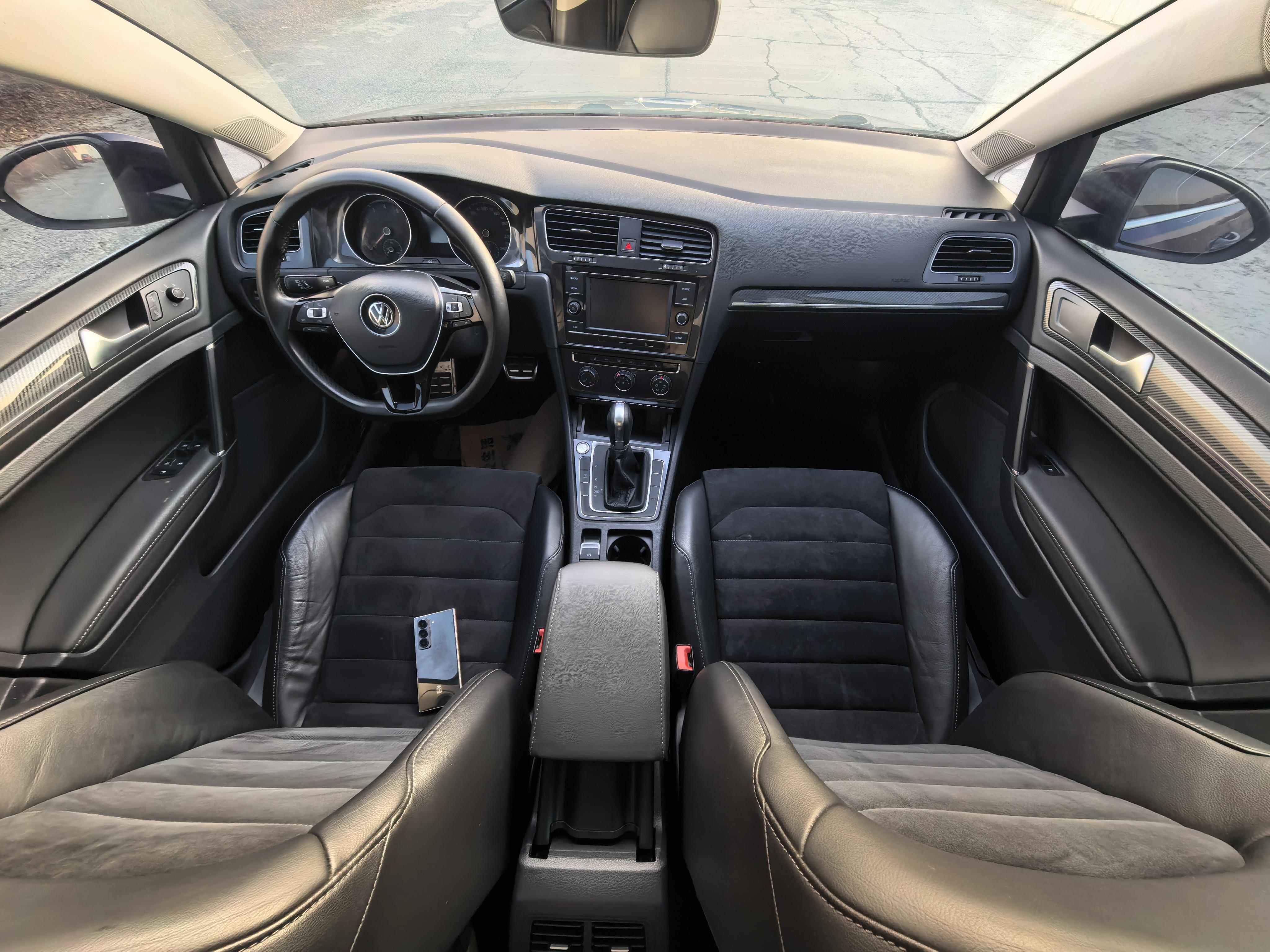 Volkswagen Golf 2018 thumb 7