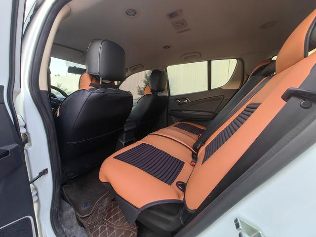 Isuzu MU-X 2019 thumb 2