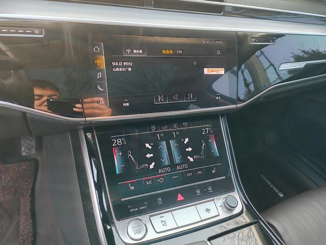 Audi A8 2019 thumb 5
