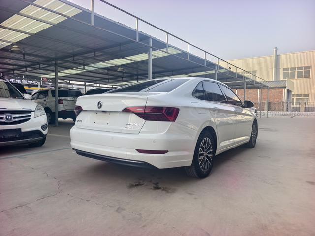 Volkswagen Sagitar 2020 thumb 3