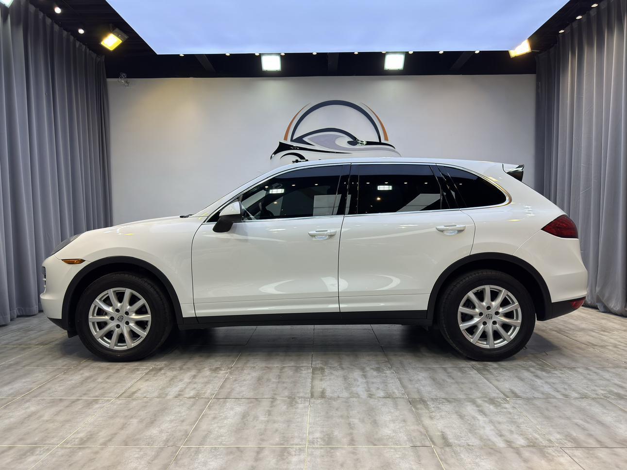Porsche Cayenne 2014 thumb 2