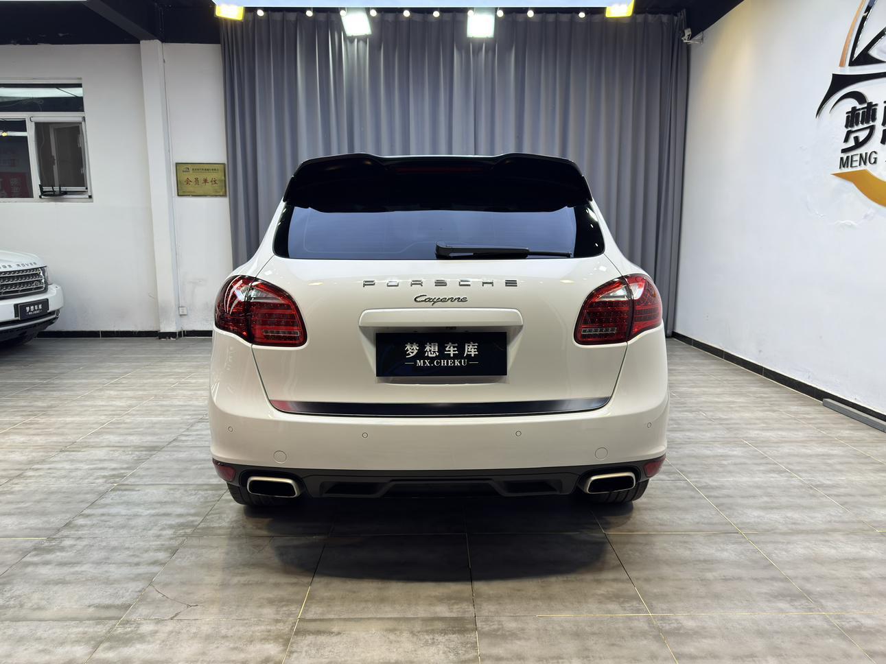 Porsche Cayenne 2014 thumb 4