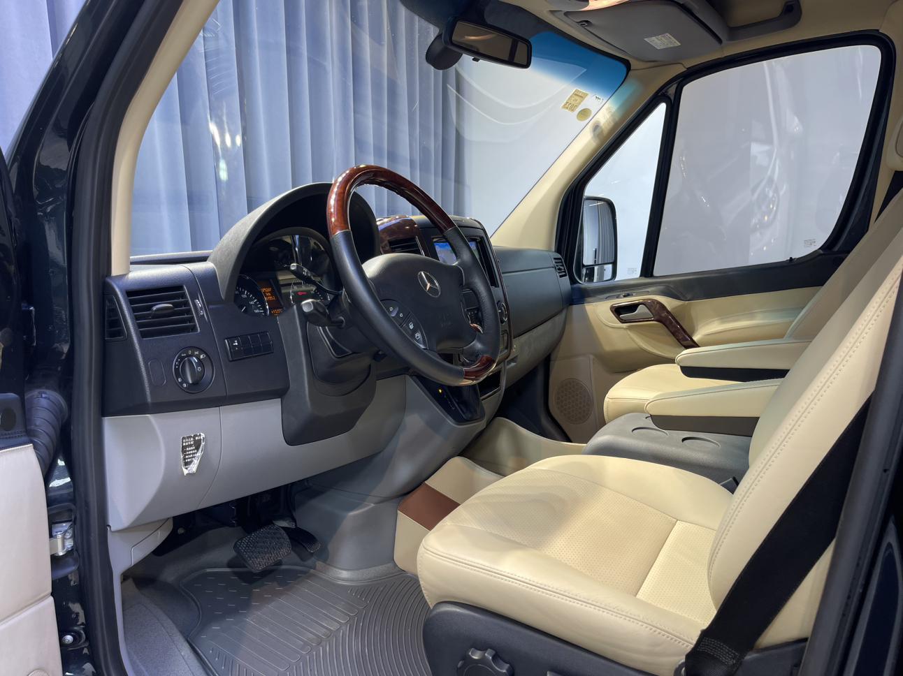 Mercedes-Benz Sprinter 2017 thumb 8