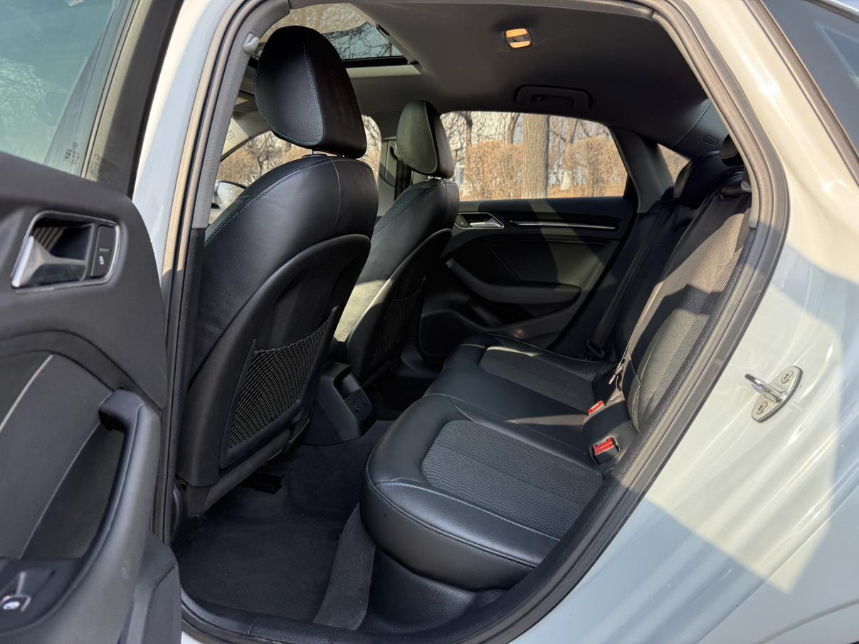 Audi A3 2018 thumb 7