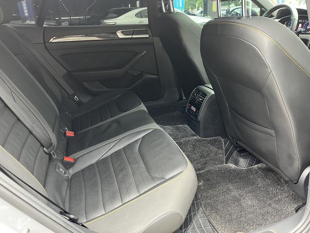 Volkswagen Arteon 2021 thumb 9